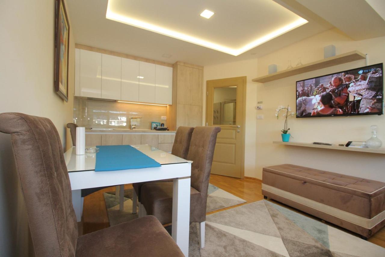 Apartman Vip Aleksa Zlatibor Centarアパートメント 部屋 写真